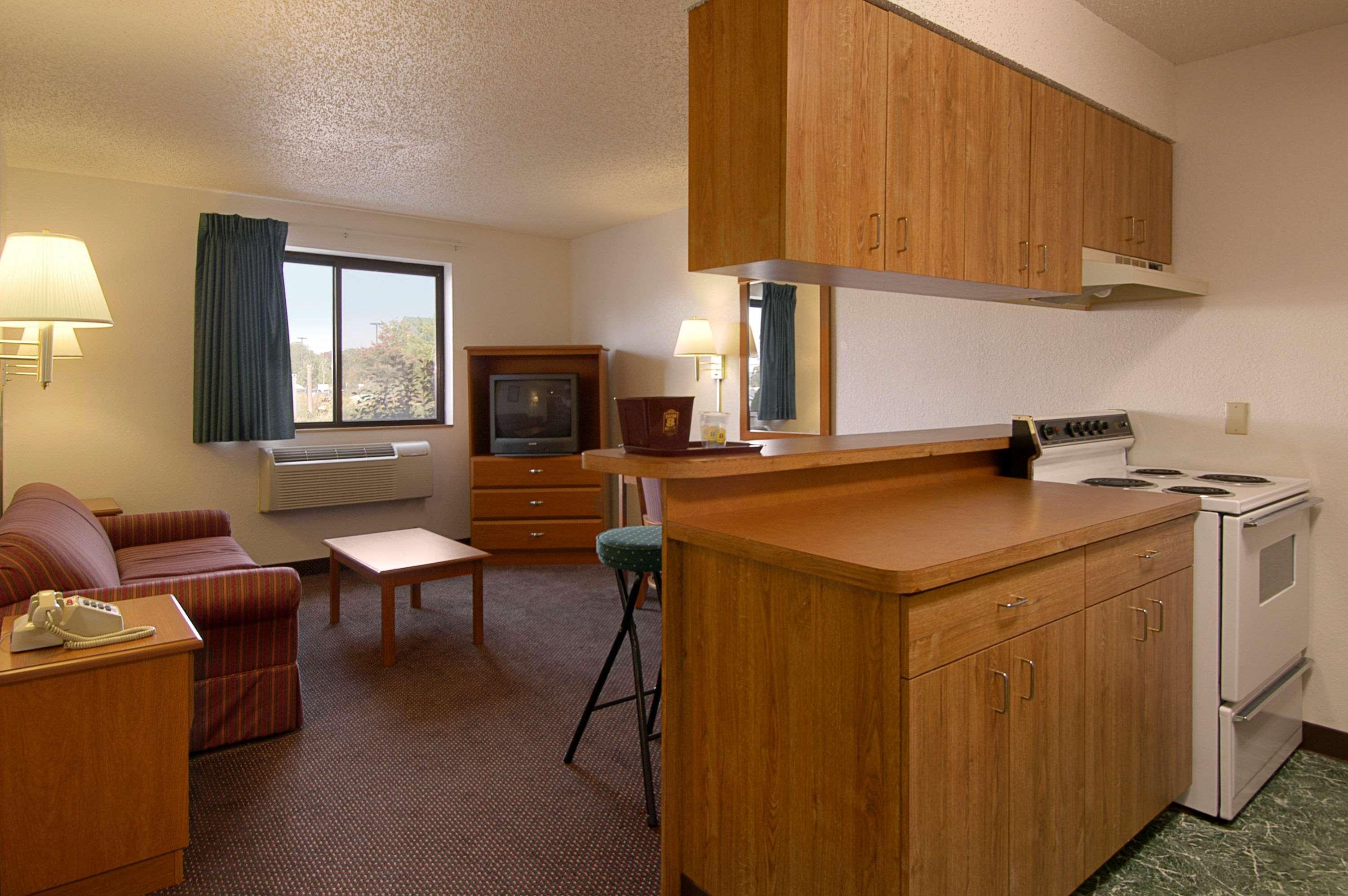 ซูเปอร์ 8 บาย วินด์แฮม พูลาสกี Hotel Pulaski ภายนอก รูปภาพ